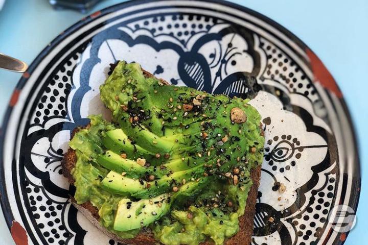 Avocat et Dukkah - Ou Bien Encore