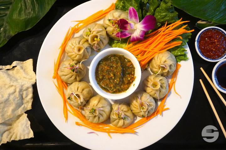 Vegan Momos (12 pcs.) - Chimy's