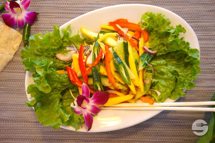 Spicy mango salad - Tibetasia