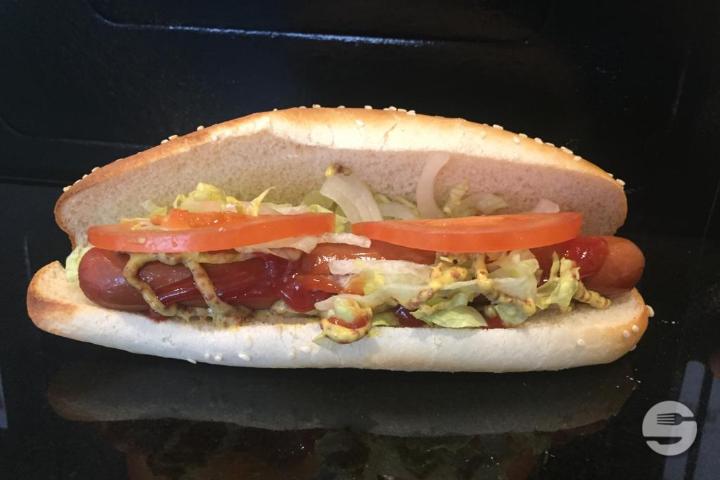 Hot Dog Complet - Cookie & Kiwi