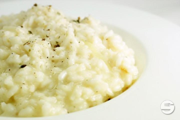 Risotto "Caccio e pepe" slow food ( Peccorino & Pfeffer ) - La Tavolata