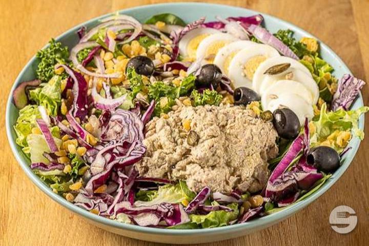 Tuna Salad with Tofu and Basil - Green-Up Salad Bar