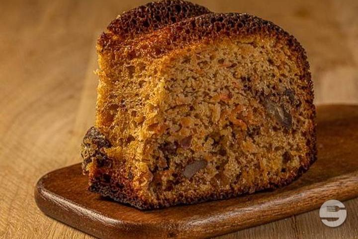 Carrot & Nut Cake - Green-Up Salad Bar