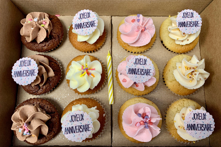 Box of 12 cupcakes "Joyeux anniversaire" - Royaume MELAZIC Genève