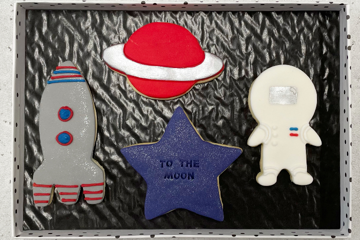 Boîte de biscuits To the Moon - Royaume MELAZIC Lausanne