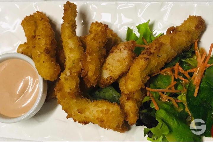 Crispy Chicken - Davinda Montreux