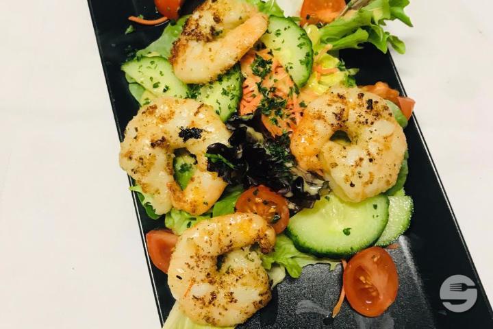 Garlic Shrimps - Davinda Montreux