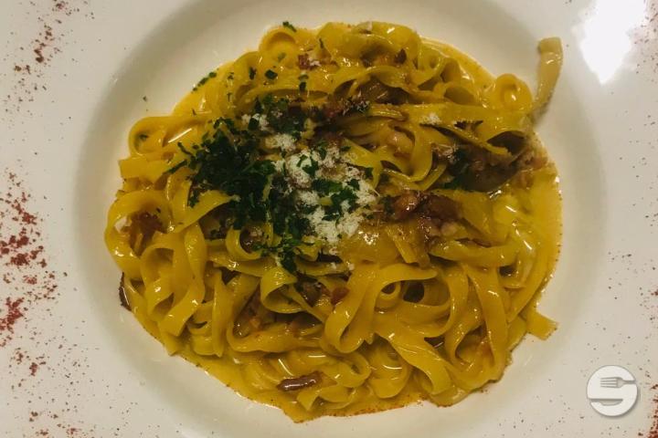 Tagliatelle Carbonara - Davinda Montreux