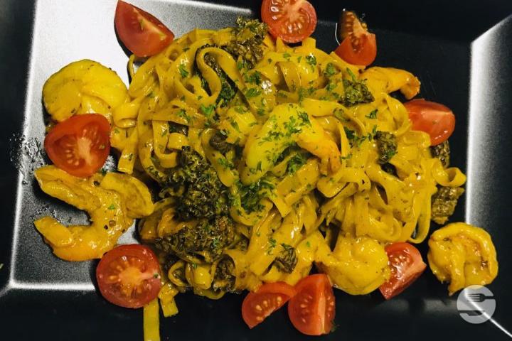 Tagliatelle with Morilles and shrimps - Davinda Montreux