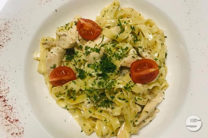 Tagliatelle Al Lemon - Davinda Montreux