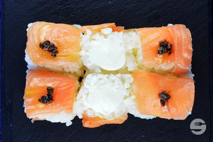 California Saumon Fumé Fromage Truffes - 6 Pièces - Sushi Break