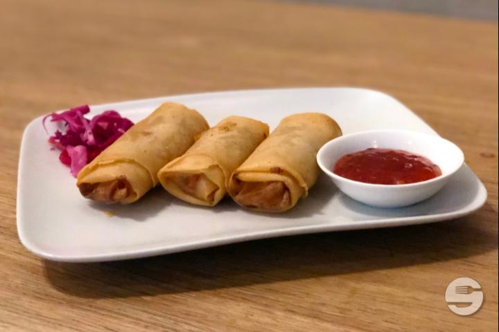 Frühlingsrolle 3 Stk. - Lucky Noodle