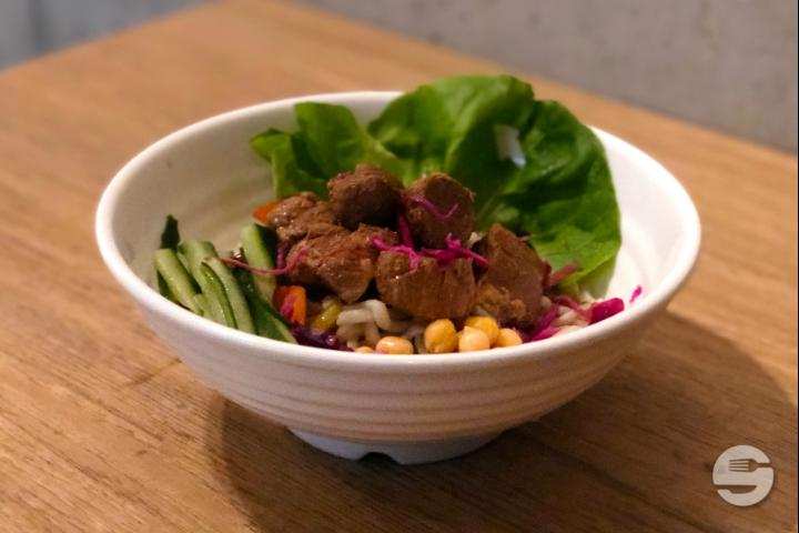 Hongshau Pork (leicht scharf) - Lucky Noodle
