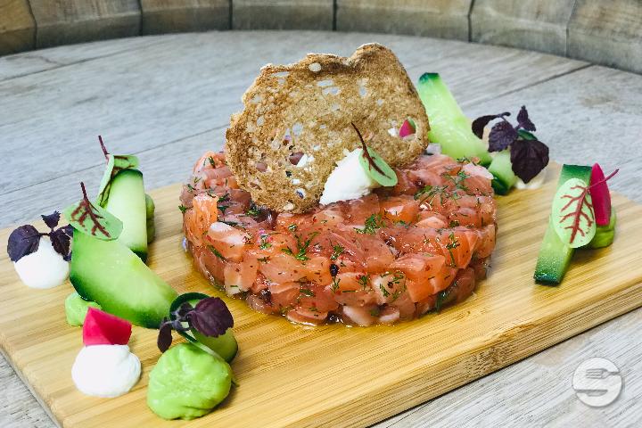 Scottish salmon tartar - Boléro Bistro