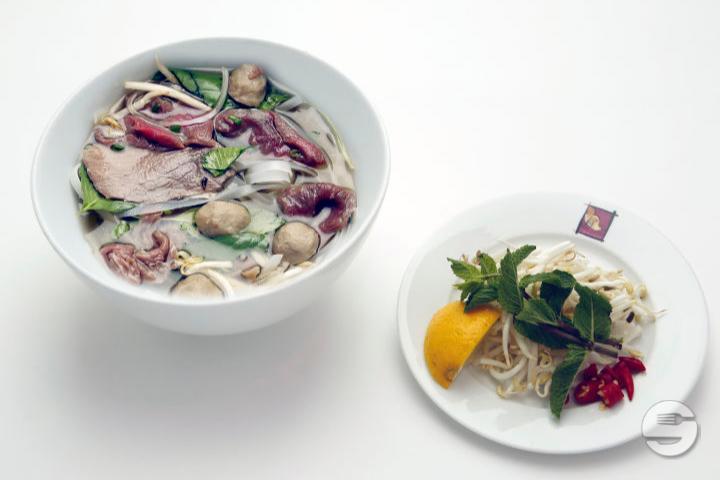 15. Pho - Tonkinese soup - L'indochine