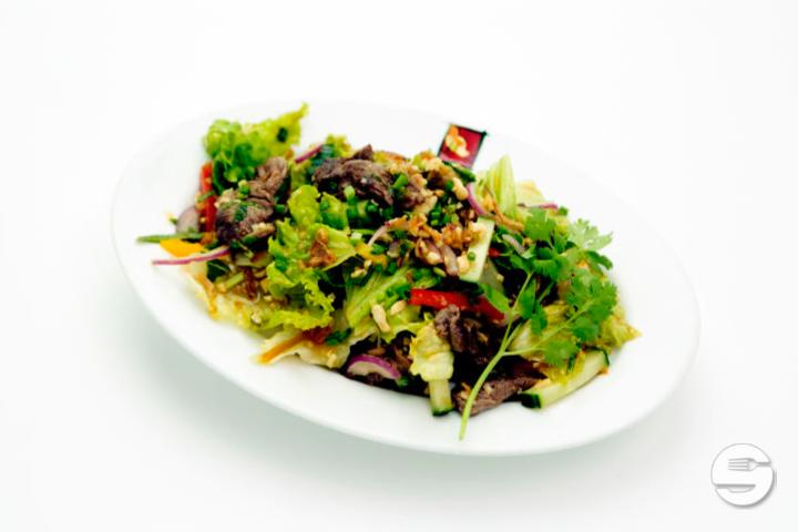 25. Grilled beef salad with lemongrass - L'indochine
