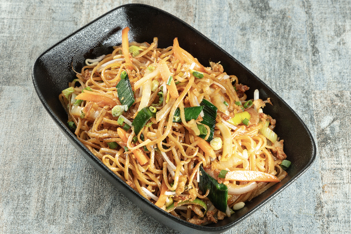 53. Fried Noodles with Vegetables - L'indochine
