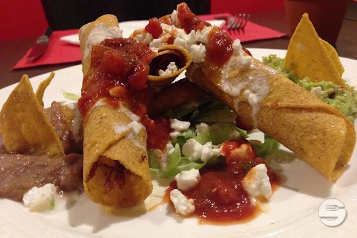 Tacos Dorados - Le Chat Rouge