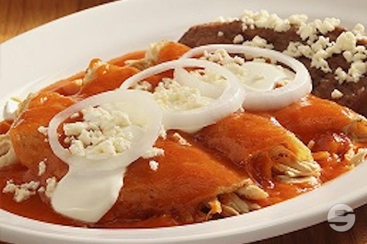 Enchiladas Rojas - Le Chat Rouge