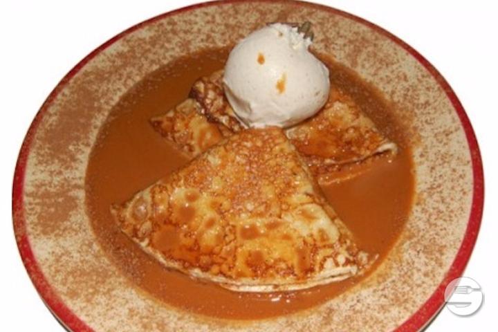 Crepas de Cajeta - Le Chat Rouge