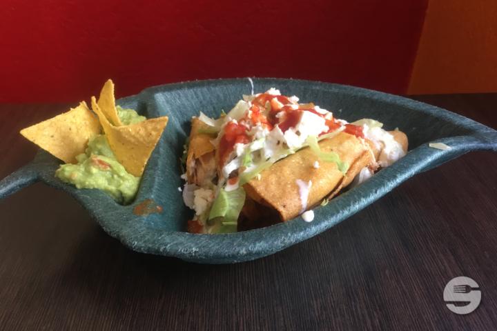 Mini Tacos Dorados - Le Chat Rouge