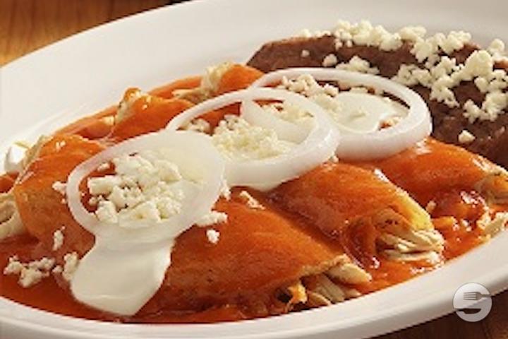 Enchiladas Rojas - Le Chat Rouge