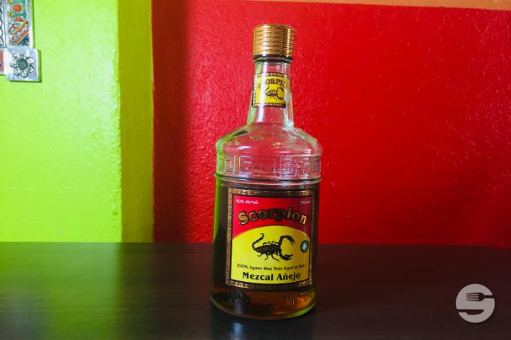 Scorpion añejo - Le Chat Rouge