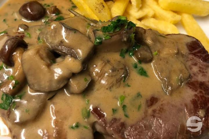 Beef Rib Steak - Restaurant Les Marronniers