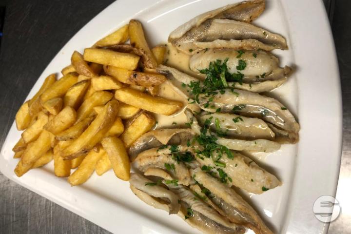 Perch Fillets with a Meunière Sauce - Restaurant Les Marronniers