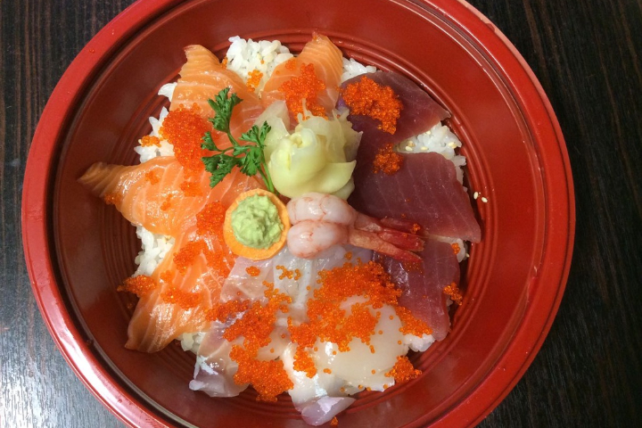 Chirashi Mix - Chez Lin