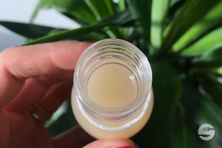 Apple, Ginger, Lemon and Chili Pepper Shot - Green Gorilla