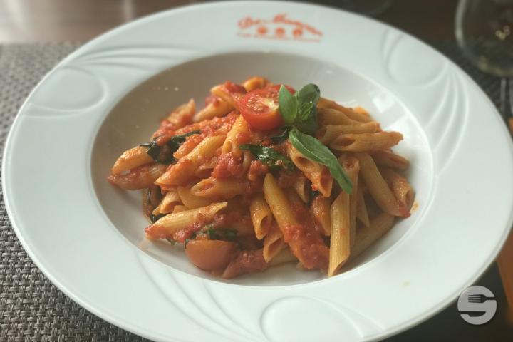 Penne All'Arrabiata - Pizzeria De Pérolles