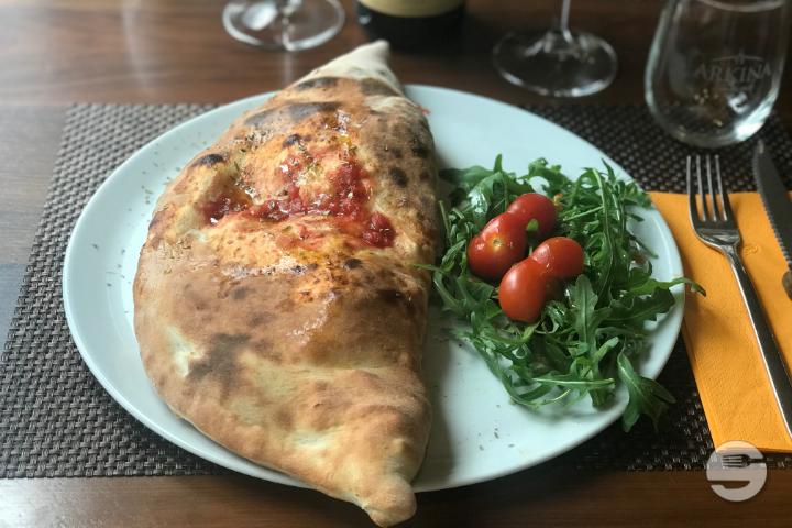 Calzone - Pizzeria De Pérolles