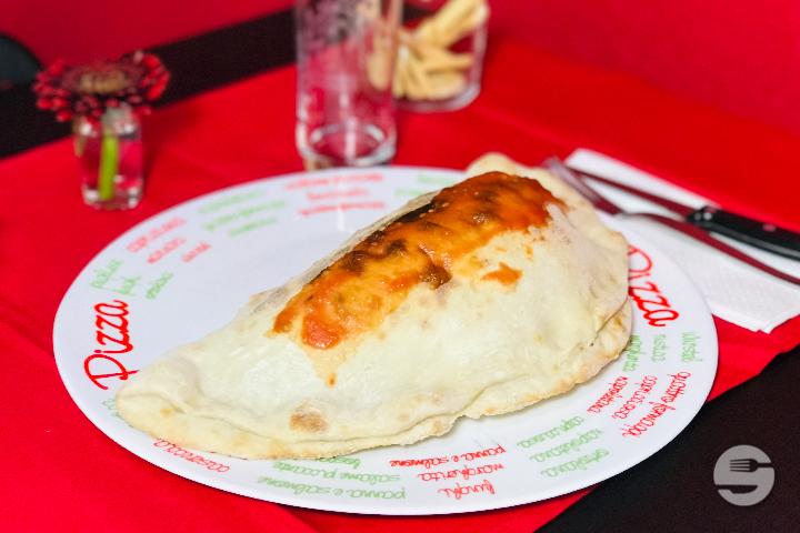 Calzone del Cantastorie - Pizzeria Da Gennaro