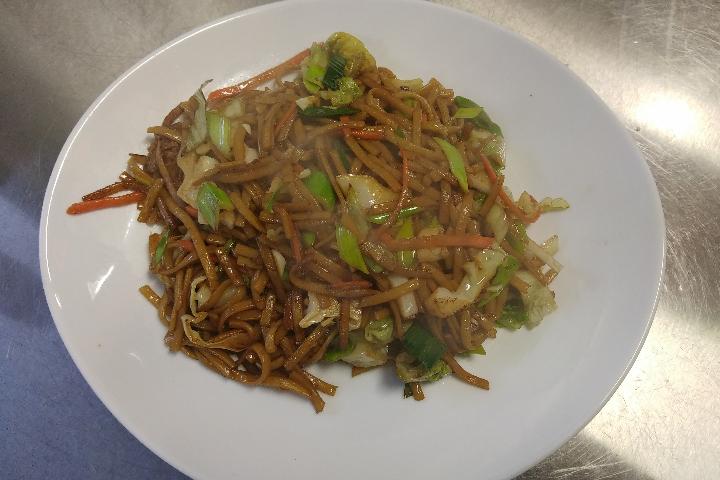 Gebratene Nudeln mit Beilage nach Wahl - Taste of Asia