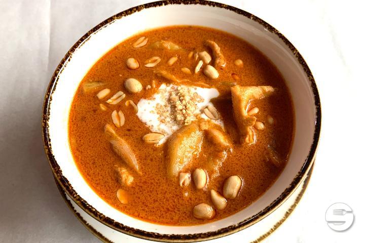 Massaman Curry mit Reis - Taste of Asia