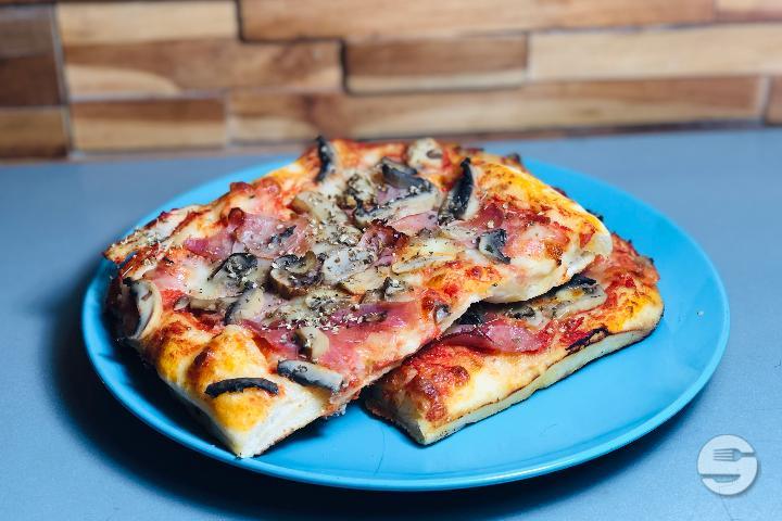 Prosciutto & Funghi Trancio - L'Isola Italian Street Food