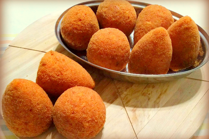Arancino vegetariano - Arancino végétarien - L'Isola Italian Street Food