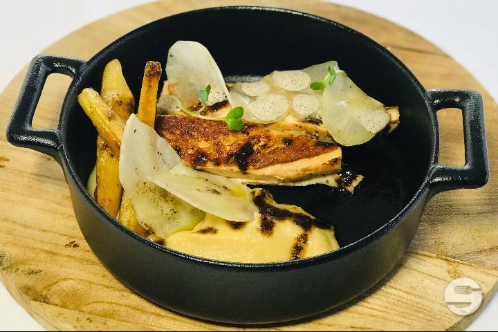 Supreme of farm poultry - La Chaumière