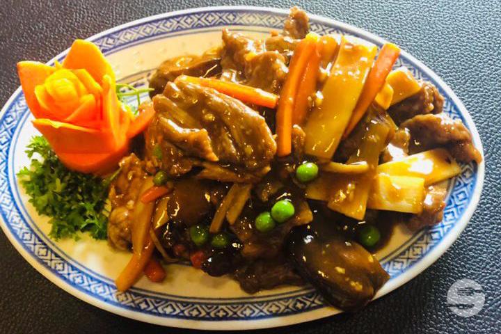 Poulet braisé aux Champignons et Pousses de bambou - Dun-Huang