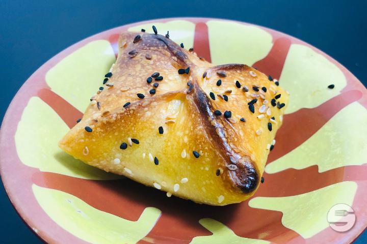 Chicken Samboussek - Be Tacos