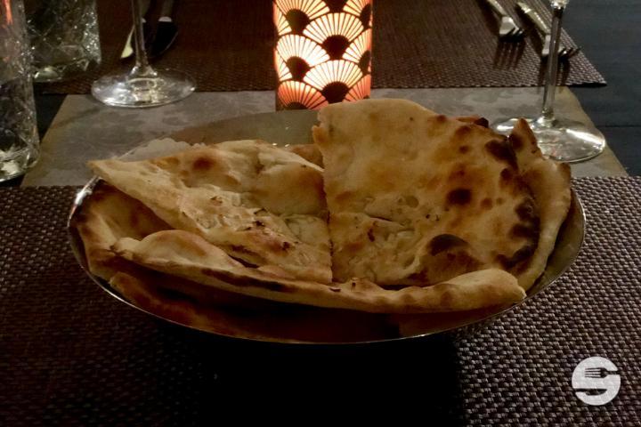 Garlic Onion Coriander Naan - Tamarind Hill Zurich