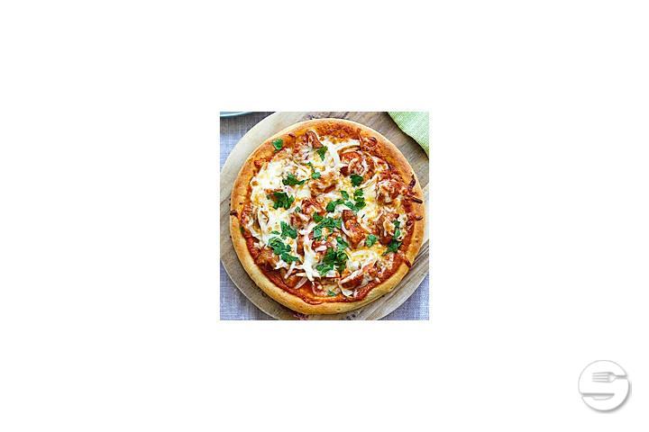 Chicken curry pizza - Tamarind Hill Zurich