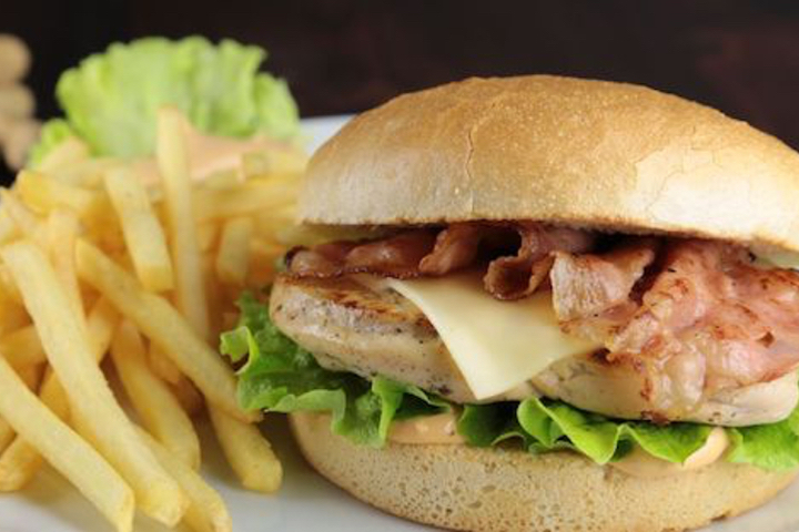 Chicken Creek Burger - Old Wild West