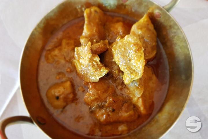 Curry Beef - Café des Alpes
