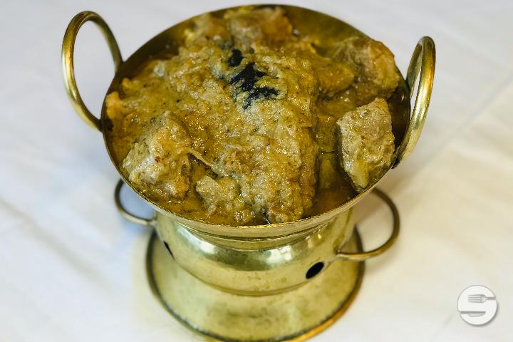Lamb Korma - Café des Alpes