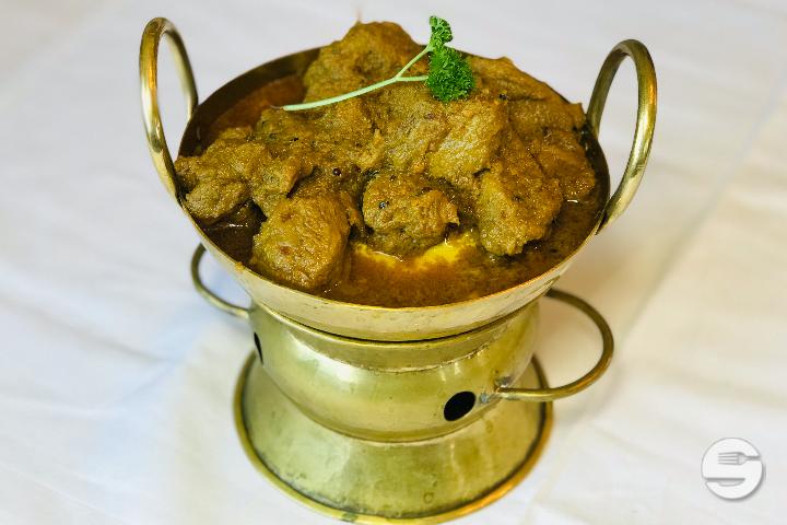 Achar Gosth - Café des Alpes