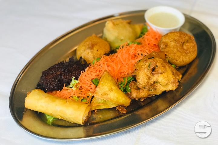 Sampling Plate - Café des Alpes