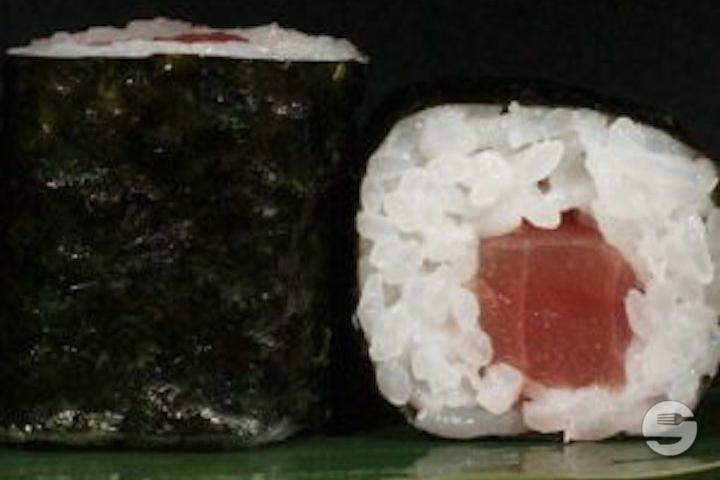 M10 - Tuna - Wasabi Sushi