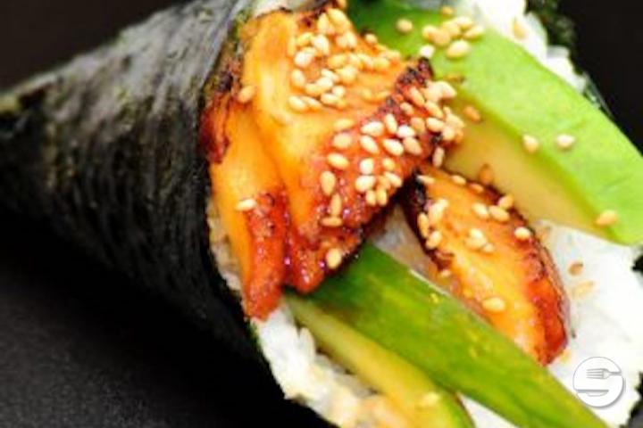 T13 - Eel and Avocado - Wasabi Sushi